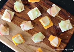 cheese_and-cracker_snack_3